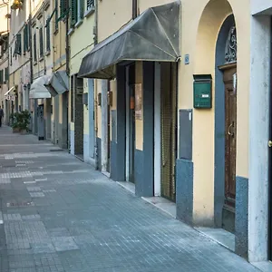 https://puccini-luxury-suite.it-tuscanyhotel.com